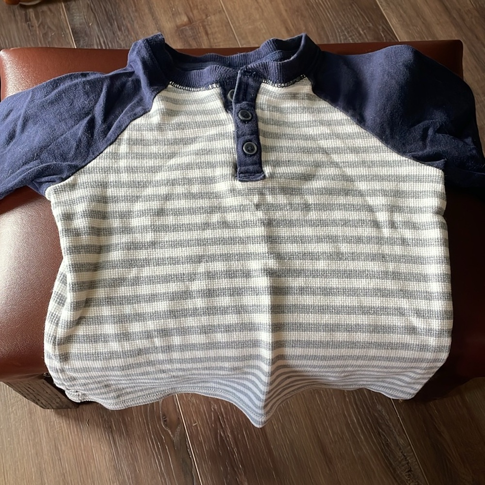 Gymboree • Henley • Thermal • Shirt 5T